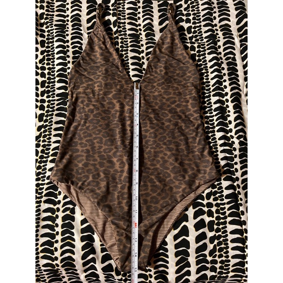 NWT Acacia Lenny Full piece Javan sold out print - Picture 9 of 10